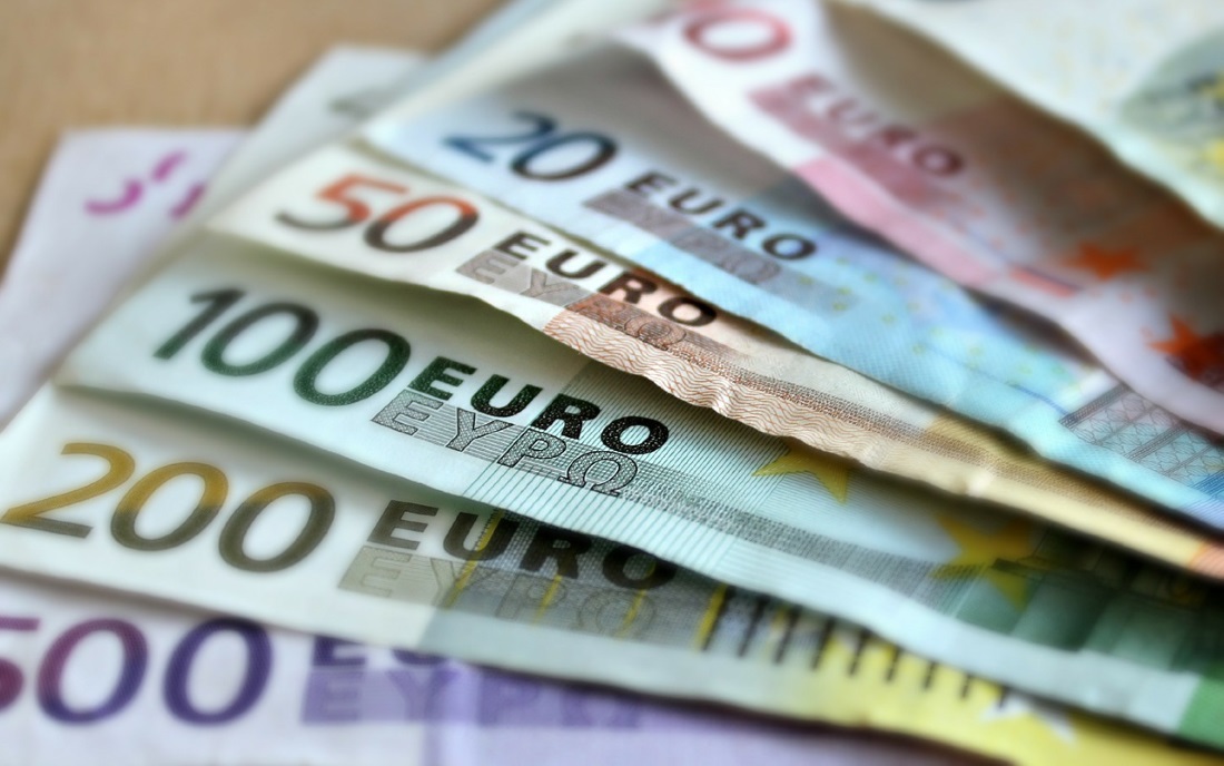 Förderung und Anträge für höhenverstellbare Tische